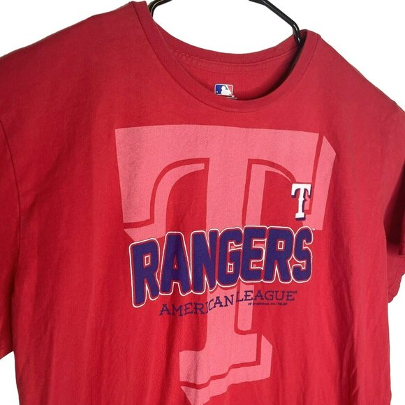 Texas Rangers Mens Sz XL MLB Baseball Red Tee T Shirt Crew Neck Genuine Merch - Picture 2 of 10